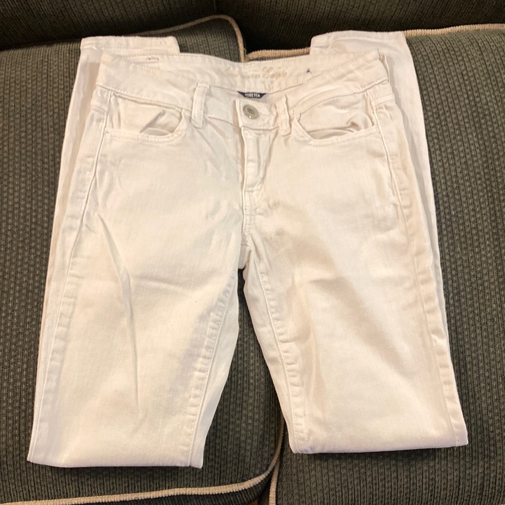 ‼️PRICE DROP‼️ 
American Eagle White Jeans